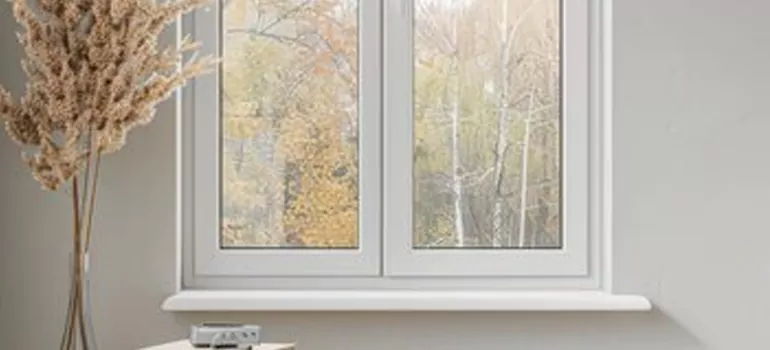 Vinyl Window Stool in Palm Coast, FL